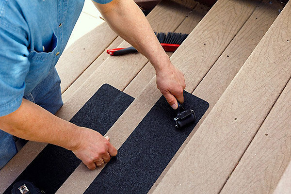 Противоскользящая абразивная лента Antislip Systems черная 100 мм 18,3 м/рулон