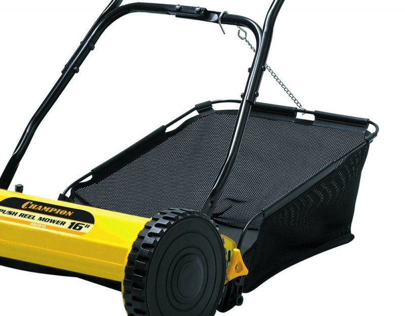 Газонокосилка механическая Champion MM 4026 без травосборника