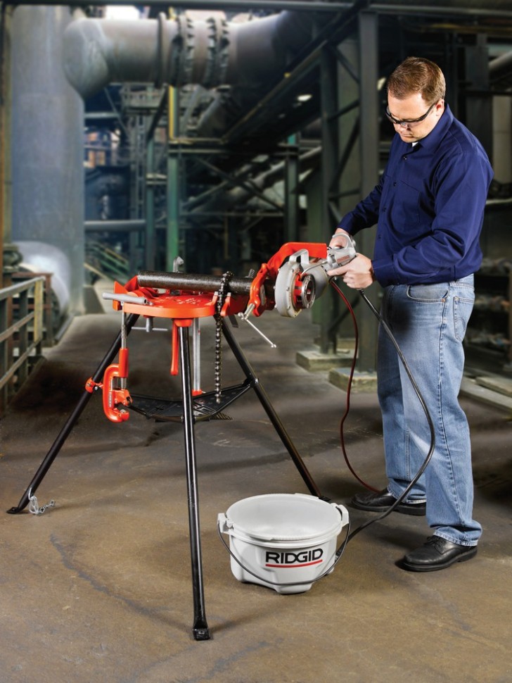 Тиски переносные цепные для труб RIDGID TRISTAND 460-12 1/8 - 12