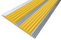 Алюминиевая окрашенная полоса с двумя вставками против скольжения 70 мм/5,5 мм глянцевый черный цвет вставки желтый 1.5 метра