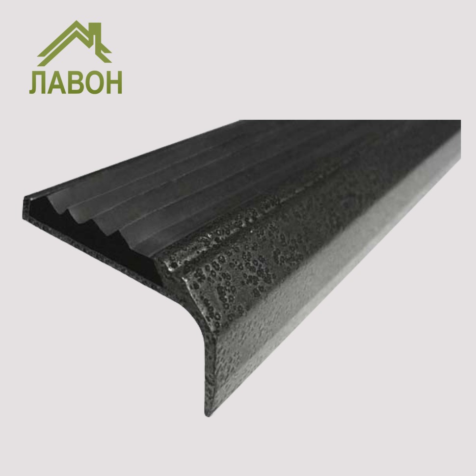 Противоскользящий накладной угол-порог 42 мм/23 мм 1 метр покрытие "состаренная серебро", цвет вставки черный