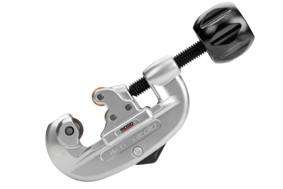 Труборез с винтовой подачей для стальных труб RIDGID 15S