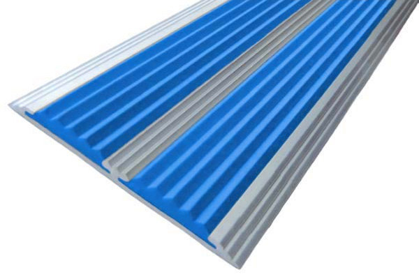 Противоскользящая полоса-порог с двумя вставками 70 мм/5,5 мм синяя 1 метр