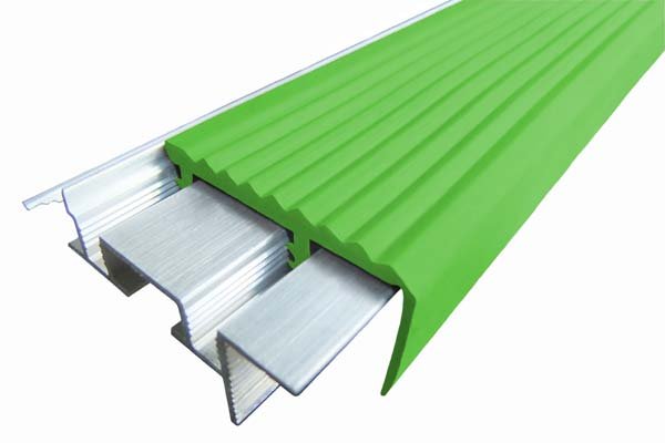 Алюминиевый закладной профиль SafeStep 1,2 м зеленый