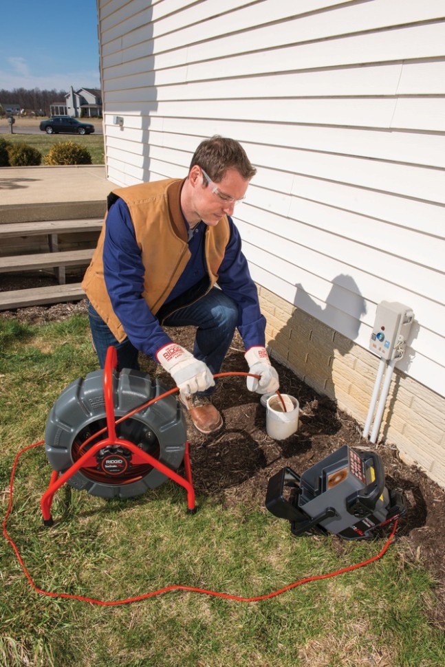 Видеосистема RIDGID SeeSnake MAX RM200A с монитором CS6X, аккумулятором, зарядным устройством и адаптером