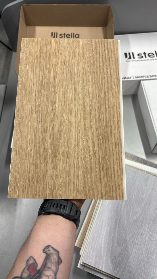 Ламинат SPC водостойкий 43 класс Stella Light Дуб Золотистый 1218 x 180 х 4мм (3,069 кв.м)