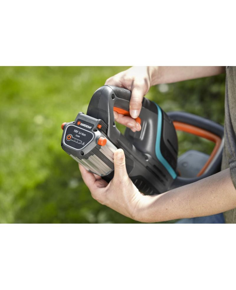 Ножницы для живой изгороди аккумуляторные Gardena ComfortCut Li-18/50