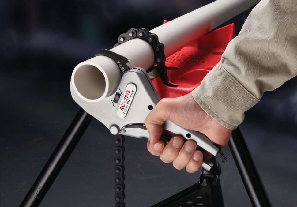 Труборез с трещоточным механизмом для пластиковых труб RIDGID RC-1625