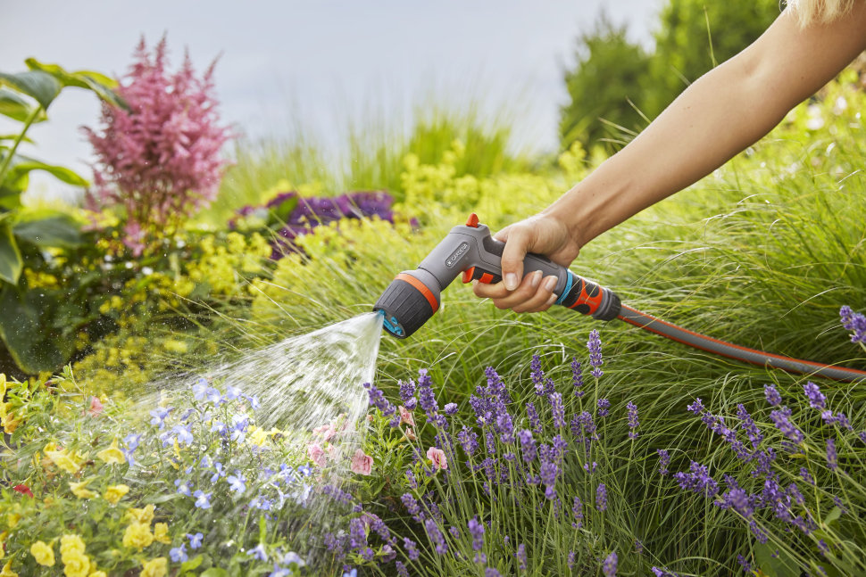 Пистолет-наконечник для полива Gardena Comfort ecoPulse™