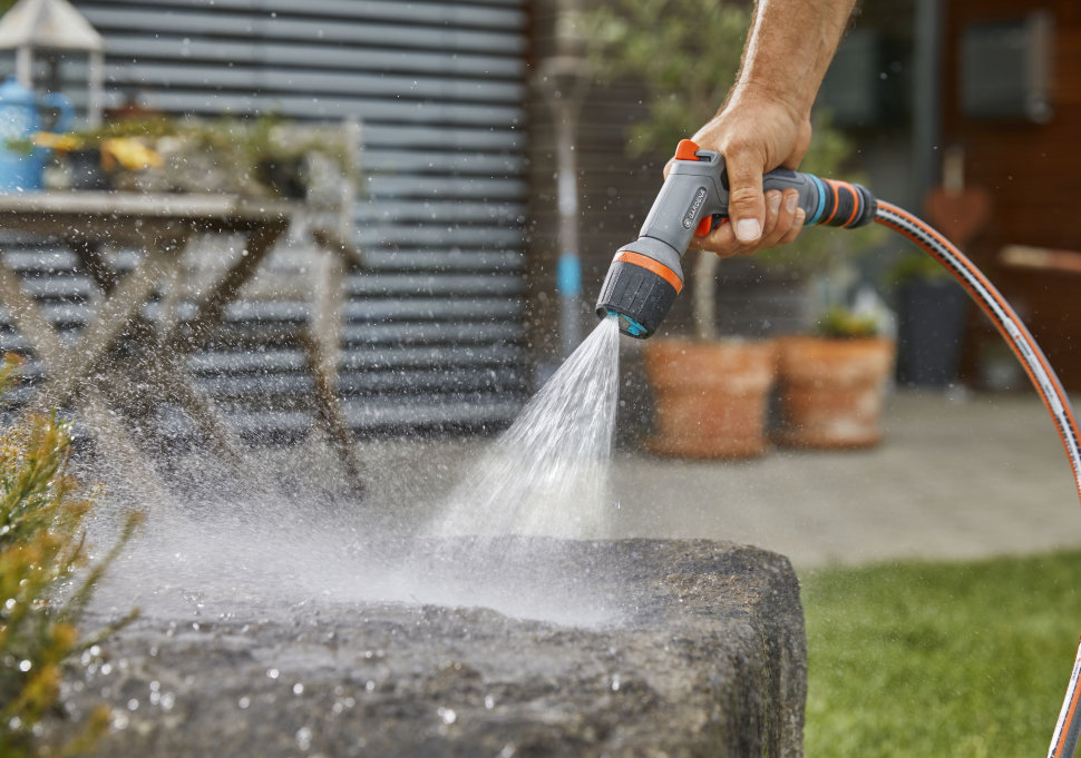 Пистолет-наконечник для полива Gardena Comfort ecoPulse™