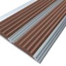 Алюминиевая окрашенная полоса с двумя вставками против скольжения 70 мм/5,5 мм глянцевый белый, цвет вставки коричневый 3 метра