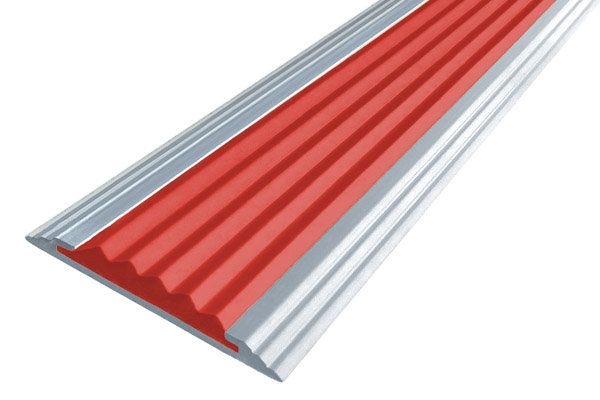 Противоскользящая полоса-порог Стандарт 40 мм анодированная матовое серебро, цвет вставки красный